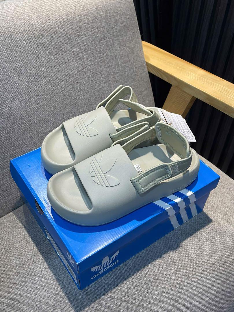 adidas グレー ビーチサンダル靴