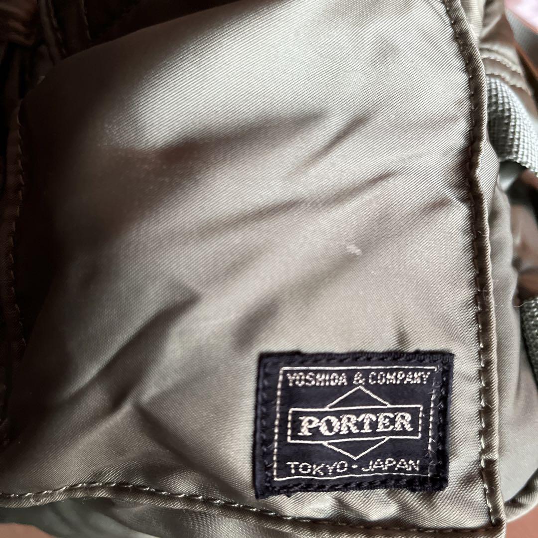 Porterタンカーボディバッグ　カーキ