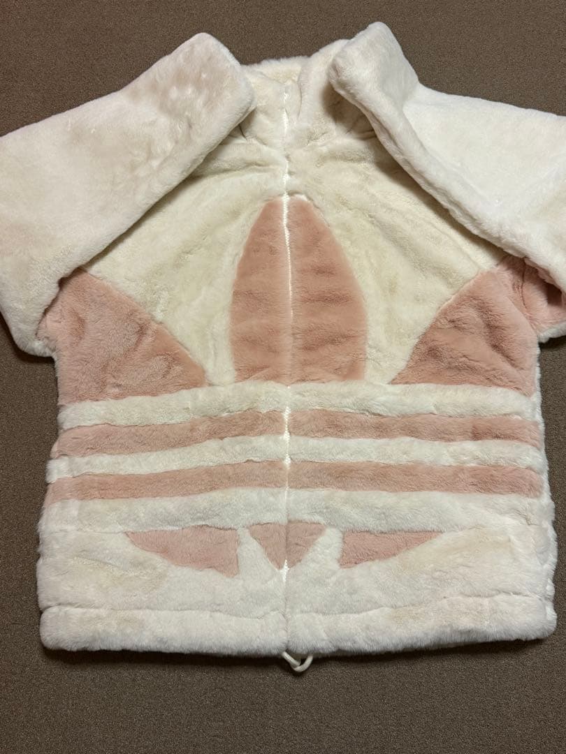 ADIDAS FAKE FUR JACKET Chalk WhiteS adidas