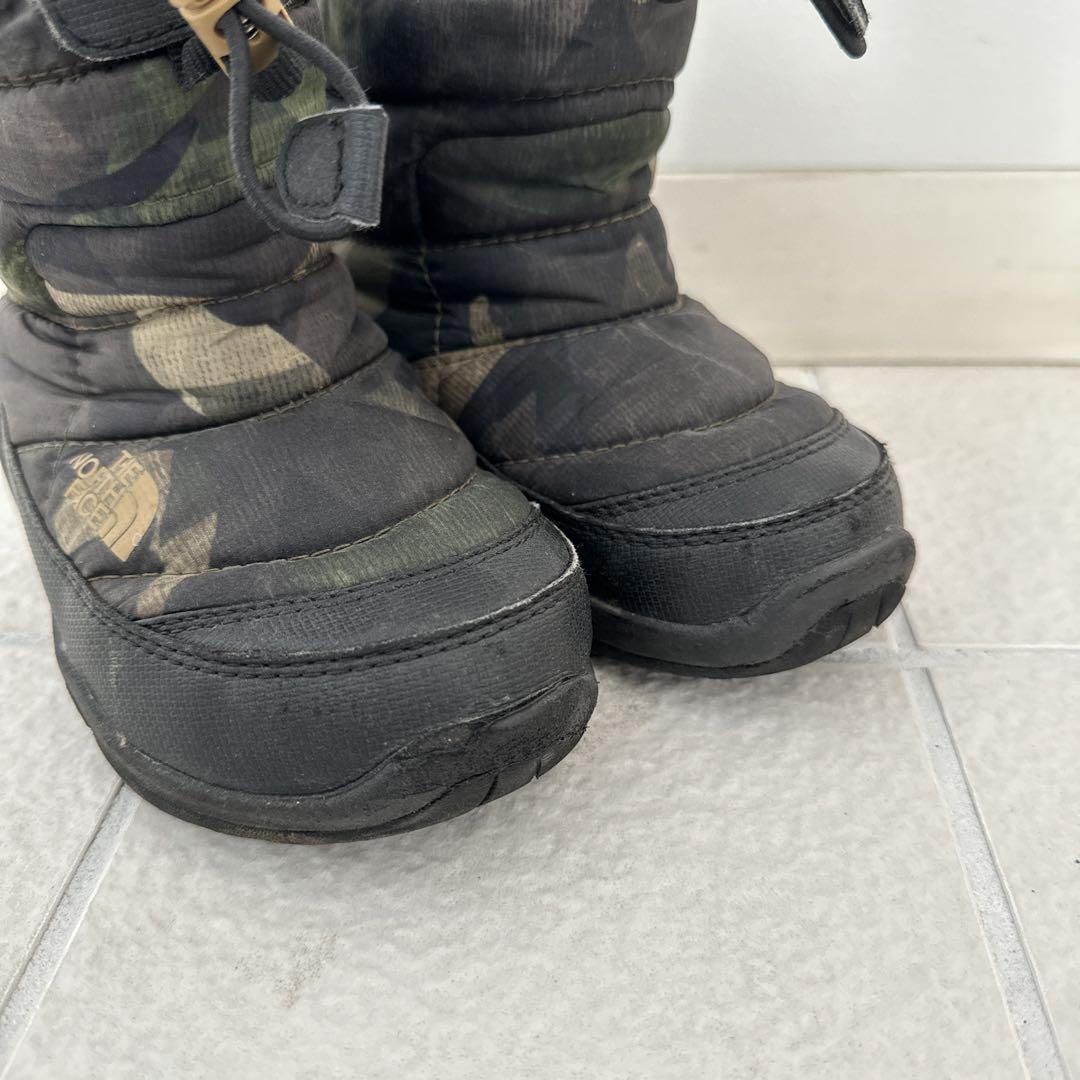 未使用ファミリアasics キッズシューズ 15.5cm グレー THE NORTH FACE ベビー スノーブーツ 15cm-ファッションアイテムを