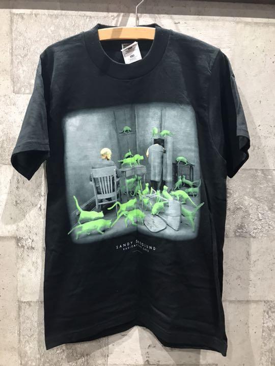 最新の激安 極美90’s アメリカ写真家 SANDY SKOGLUND Tシャツusa loa8I-m45865817593 日本製得価