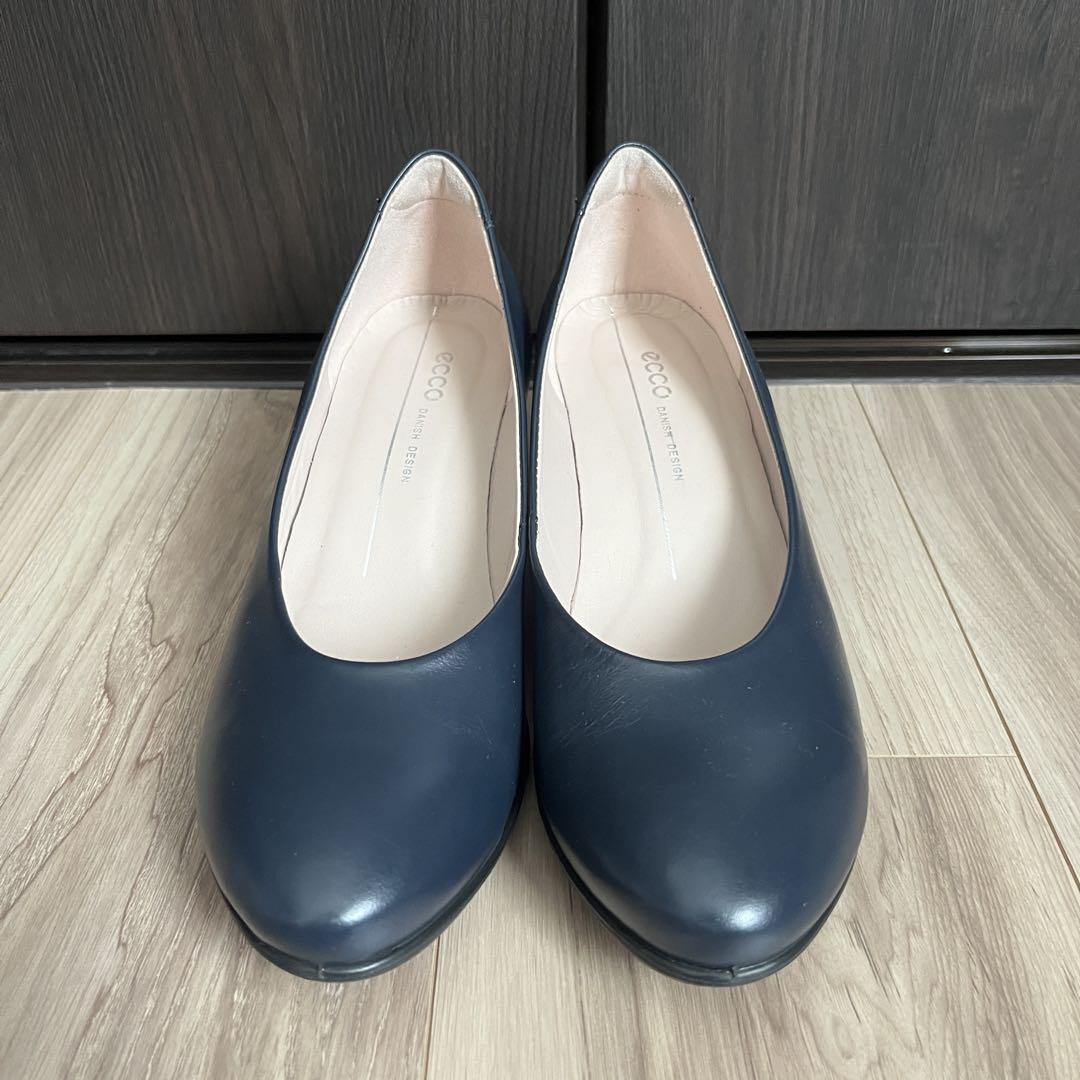 ECCO Sculpted 45 ウィメンズ レザーブロックヒールパンプス