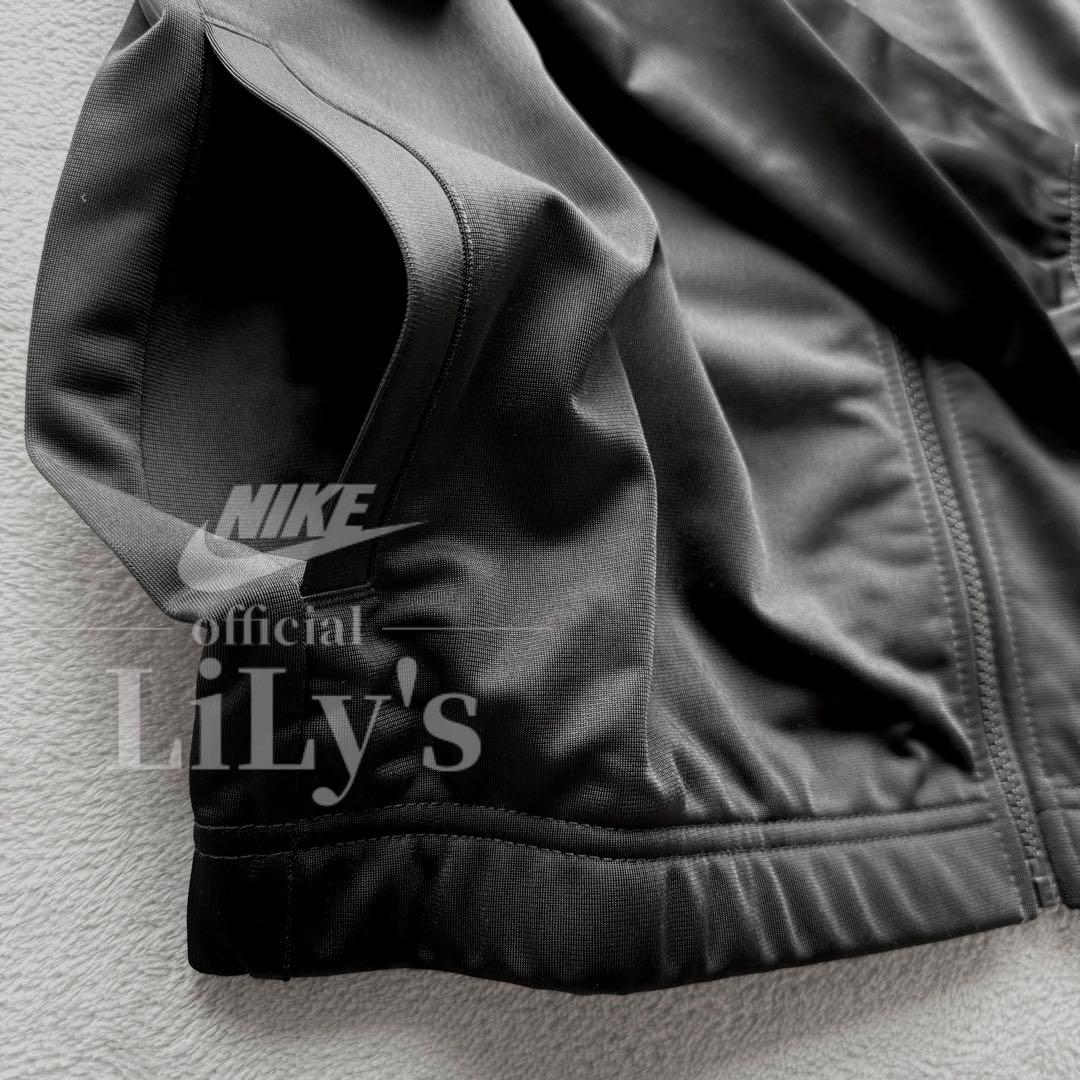 2新品　ナイキ上下セットアップ　黒　Ｍサイズ　ロゴ刺繍　スウォッシュ　NIKE