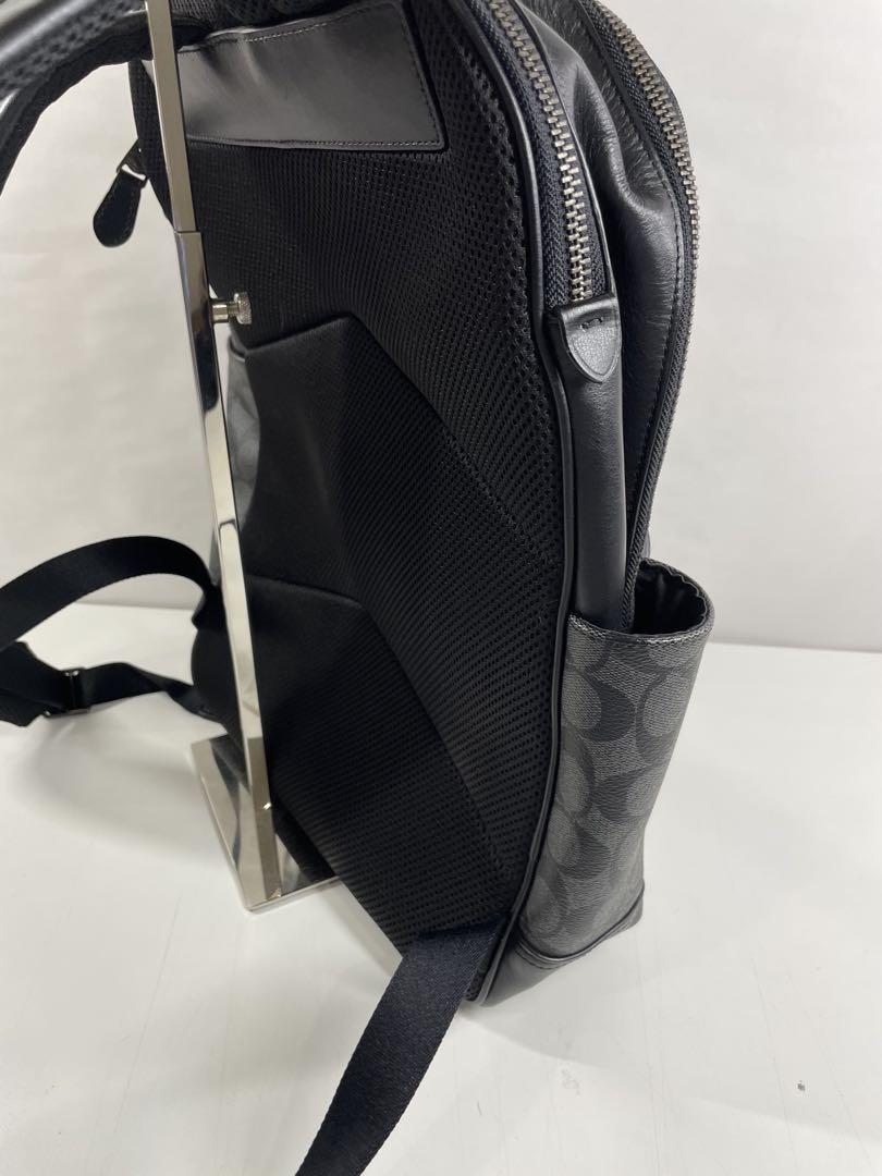 COACH グレー ロゴパターン リュック