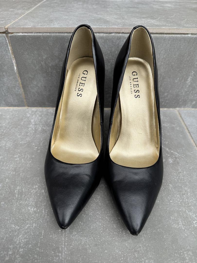 GUESS ブラック ポインテッドトゥ ハイヒール　24.5cm パンプス　黒