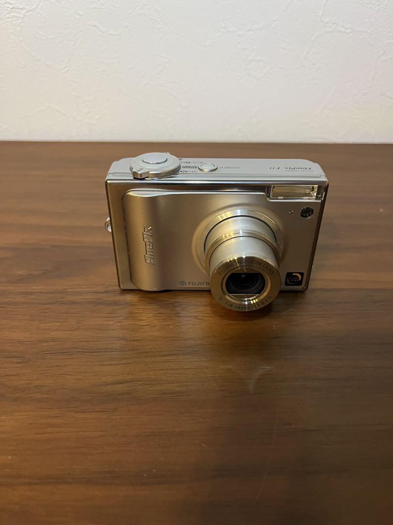 FUJIFILM FINEPIX F11 デジタルカメラ