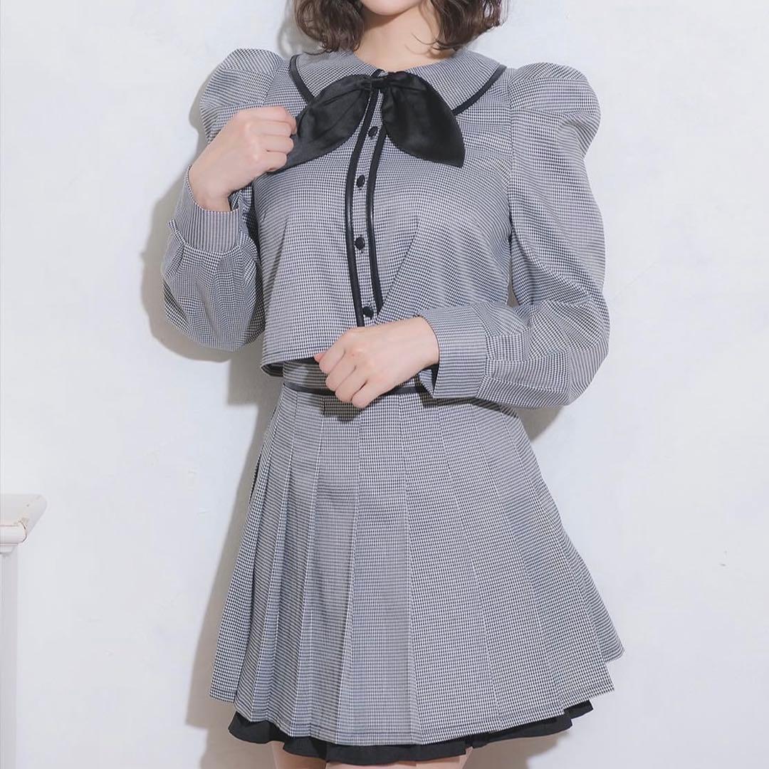 pium リボンタイバイカラートップス バイカラープリーツフリルスカート