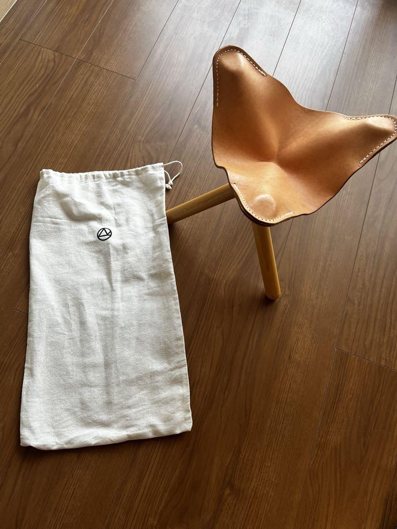 ヌメ革の折り畳み椅子 ROMO ロモ　sansa chair サンサチェアー