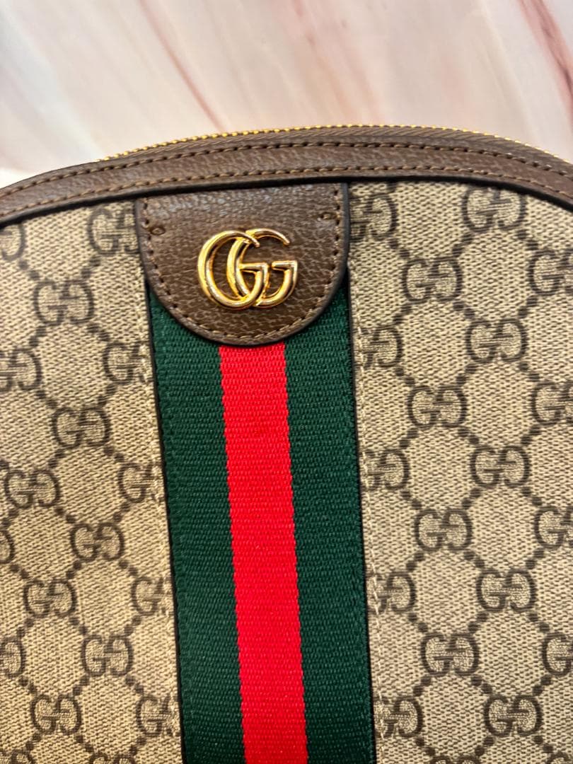 GUCCI GGキャンバス ショルダーバッグ GUCCI GGキャンバス ショルダーバッグ