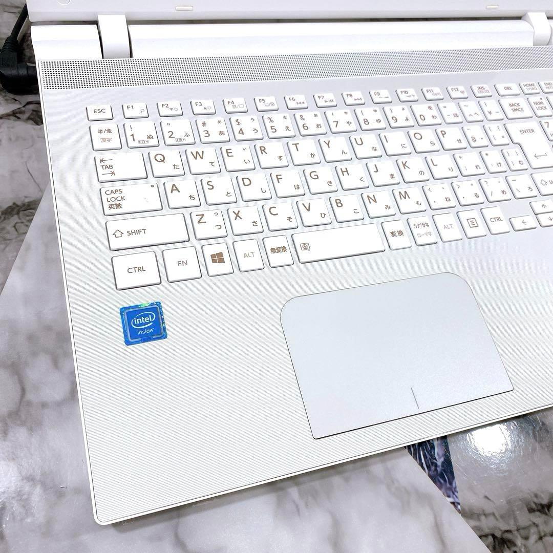 美品✨人気の白✨薄型ノートパソコン✨超大容量✨新品SSD1TB✨オフィス付き✨