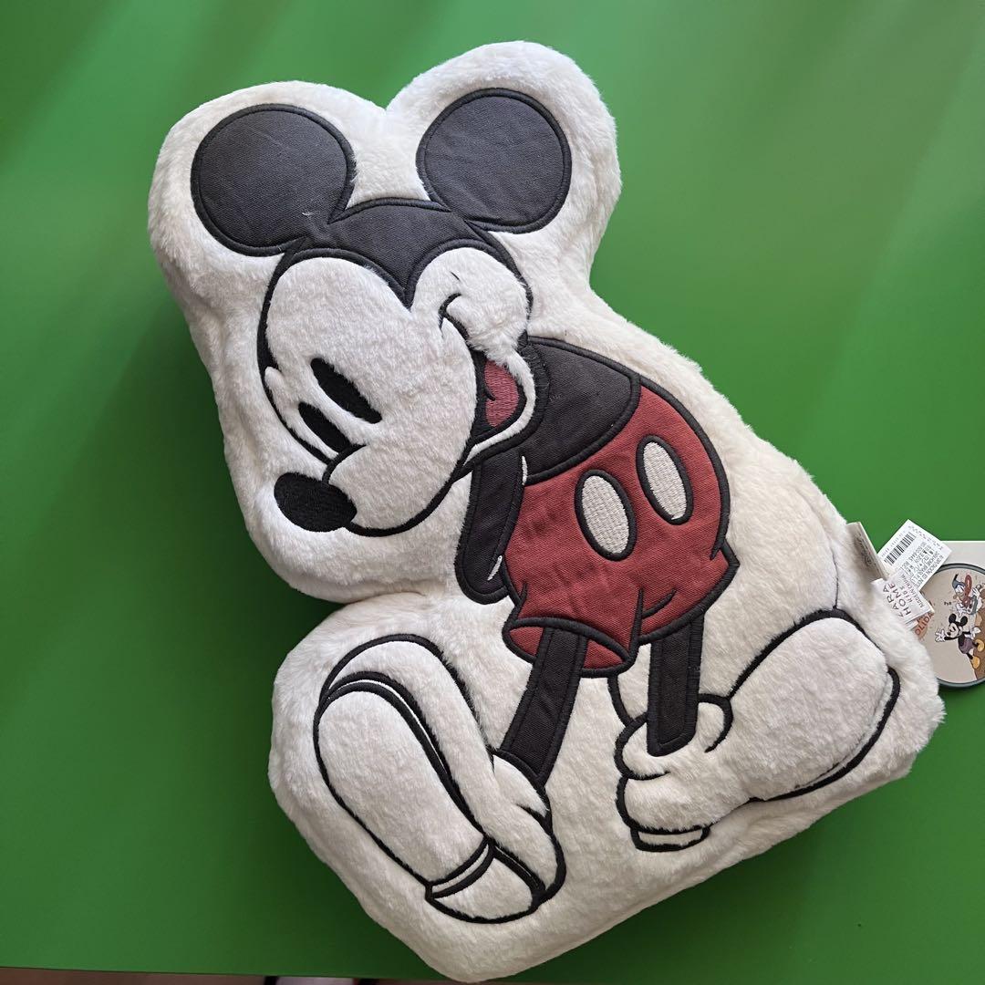 Disney - haru♡様/ミッキー　ポーチ/ブランケット/クッション ザラ ZARA HOME ミッキーマウスディズニークッション - メルカリ