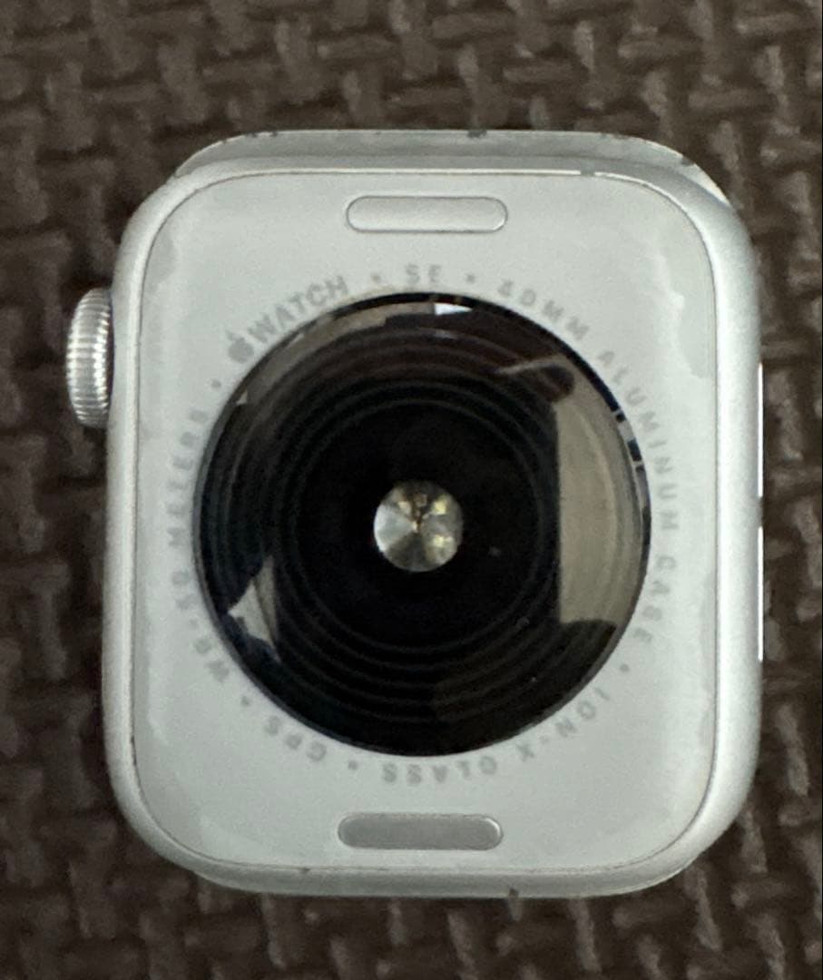 Apple Watch SE 第2世代 GPS シルバー アルミニウム40mm Apple Watch SE 第2世代 GPS シルバー アルミニウム40mm