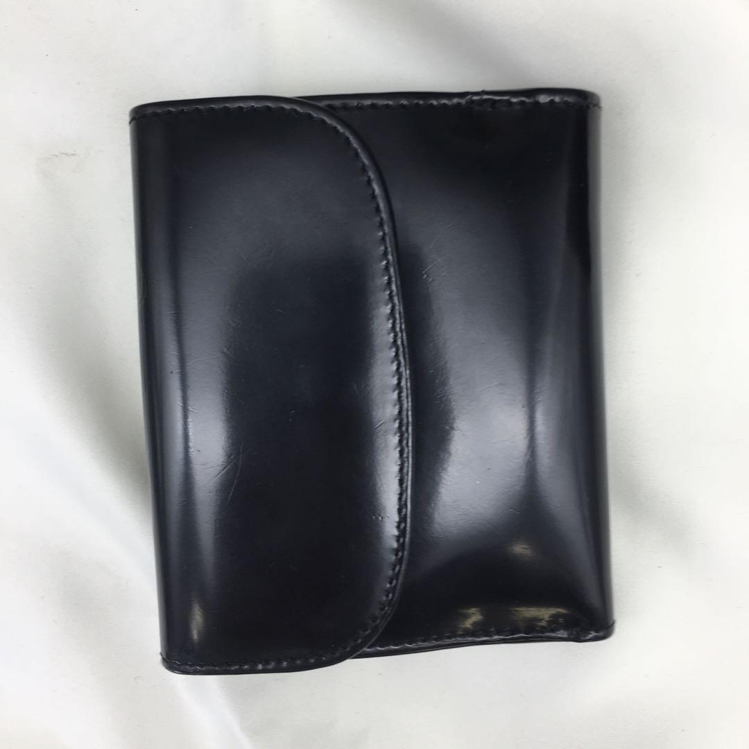 通販 激安 グッチ 財布 ゴールドバックル 黒 エナメル コンパクト 2つ折り 小物