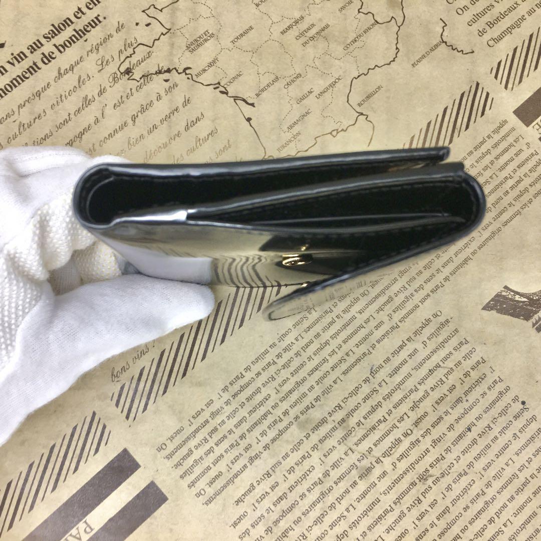 グッチ 財布 2つ折り コンパクト エナメル 黒 ゴールドバックル