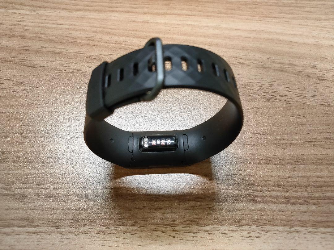 人気好評 Fitbit トラッカー ブラック ブラック An87q-m45937250991 Charge 4 在庫セール