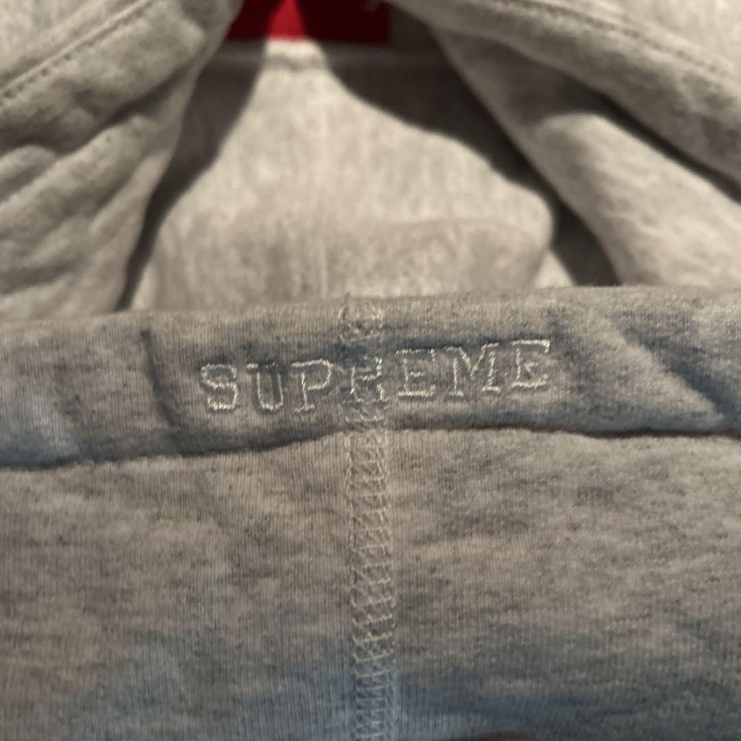 Supreme Sロゴパーカー