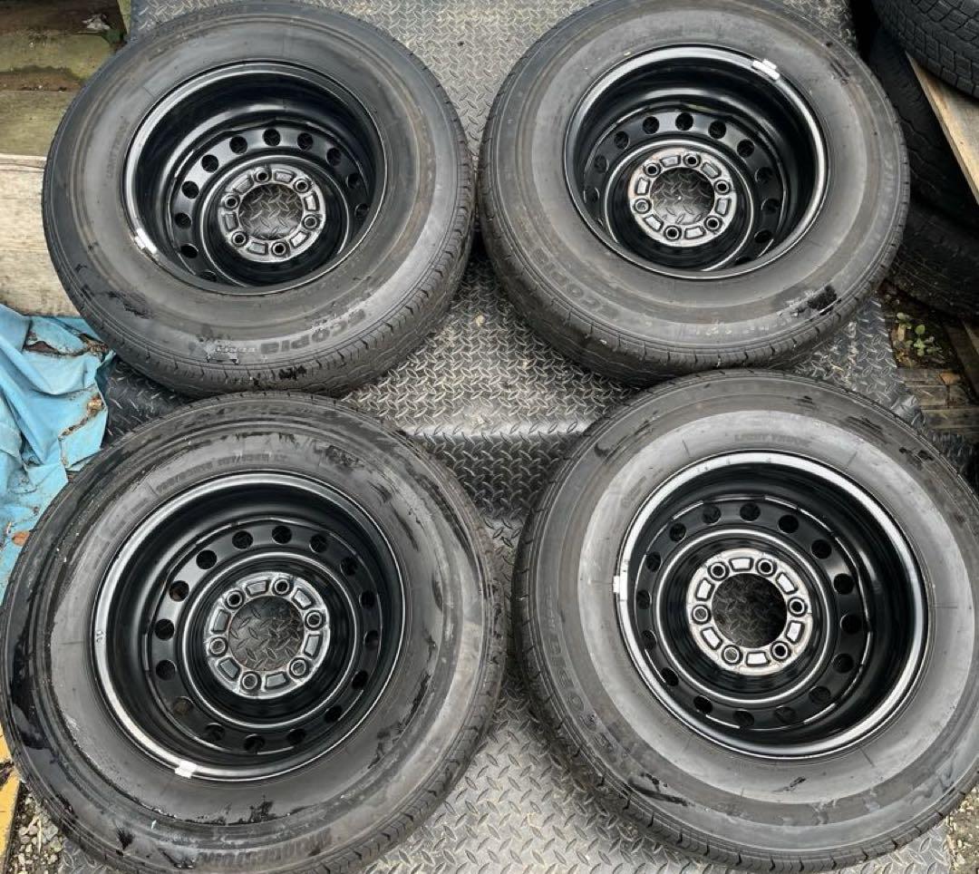 ハイエース200系 純正スチールホイール タイヤ付き 4本セット バリ山 美品