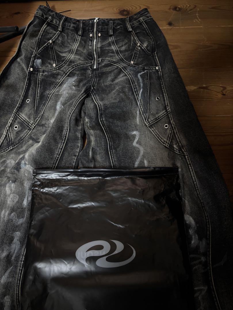 JCAESAR DENIMS ローライズ ワイドレッグパンツ サーベルカット