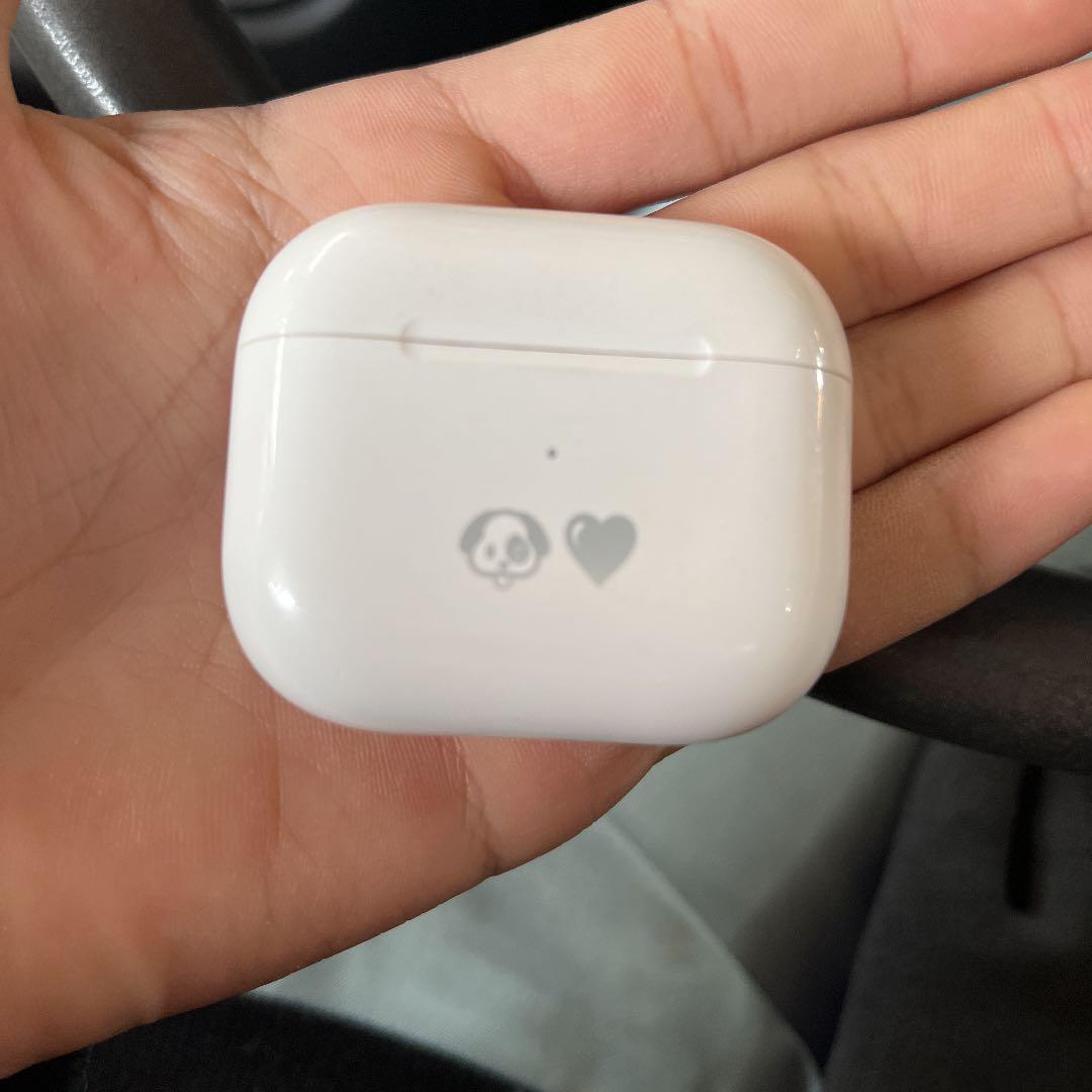 9100円 【日本未発売】 Apple AirPods 3世代