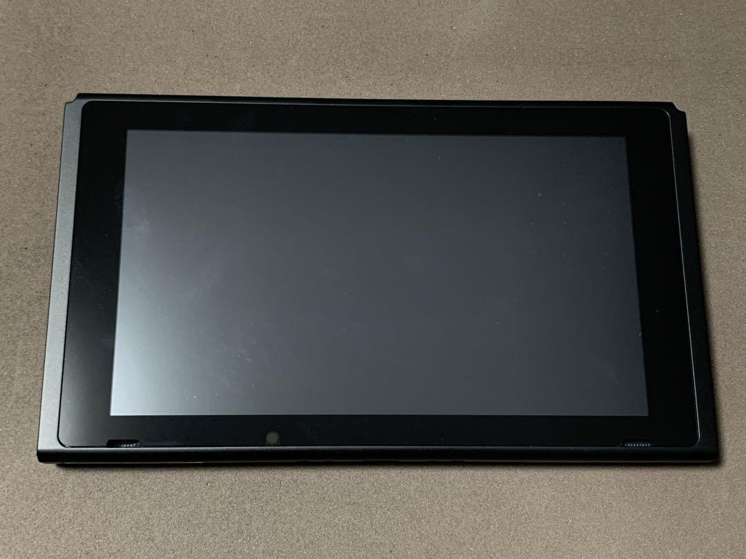 ほぼ未使用】Nintendo Switch 本体のみ 2024年製