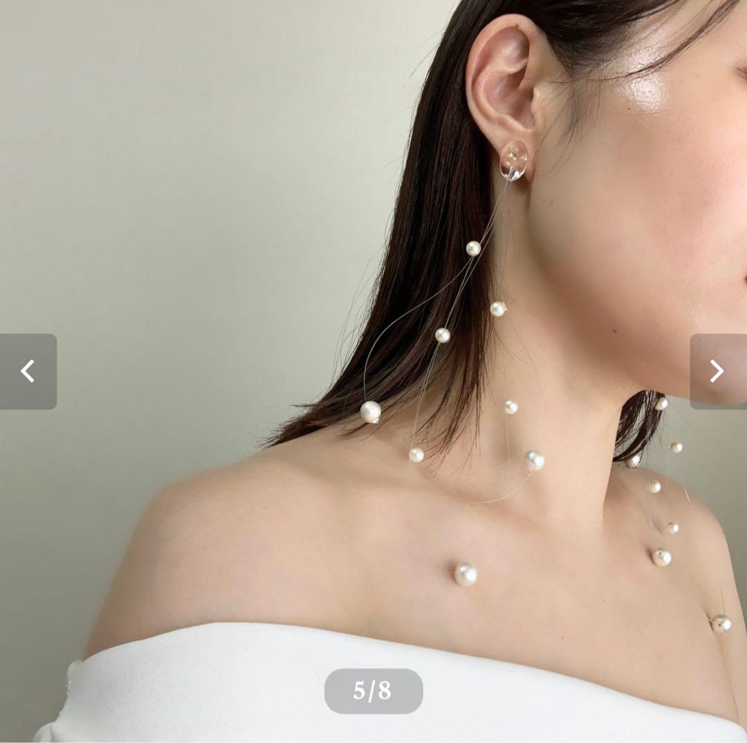 liqui かすみ草パールブロンピアス