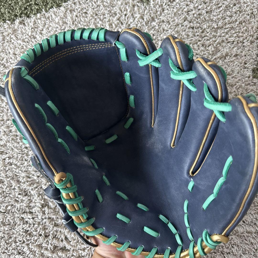 硬式グローブ 投手用 右　野球　刀　オーダー