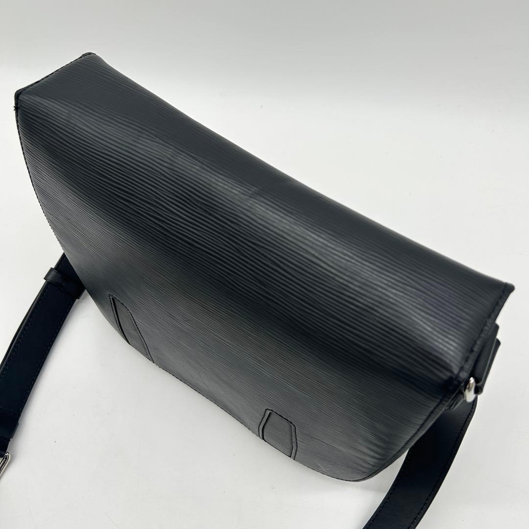 【美品】ルイヴィトン エピ ハリントンPM ショルダーバッグ レザー ノワール