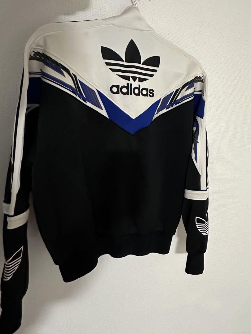 adidas トラックジャケット - トップス卸売 通販