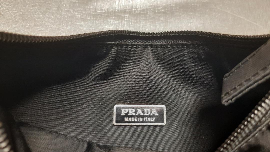 プラダ PRADA 三角プレート ナイロン ミニバッグ ハンドバッグ　MV515