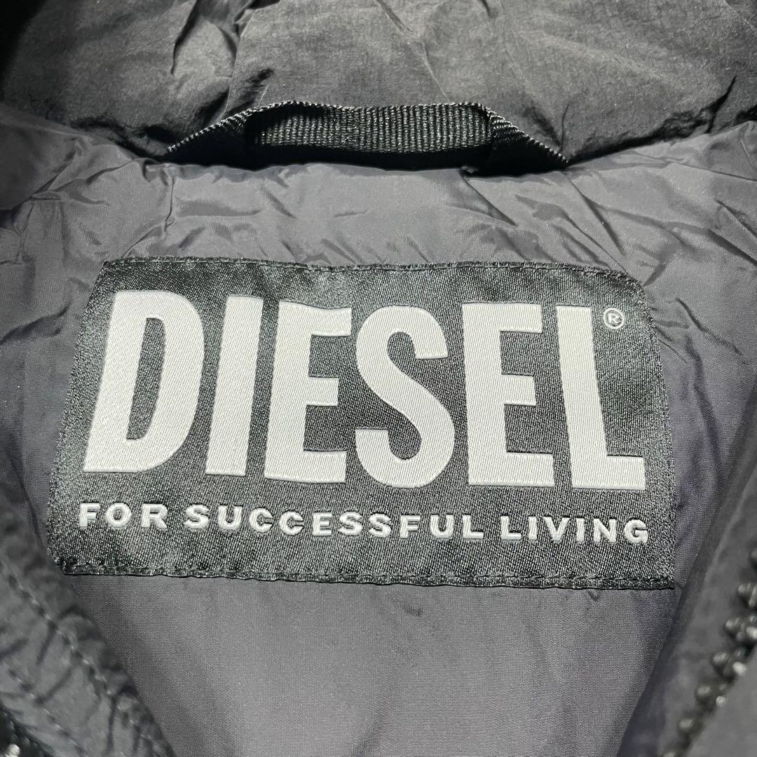 極美品/近年モデル DIESEL 刺繍ロゴ ダウンベスト 2way ブラック 極美品/近年モデル DIESEL 刺繍ロゴ ダウンベスト 2way ブラック