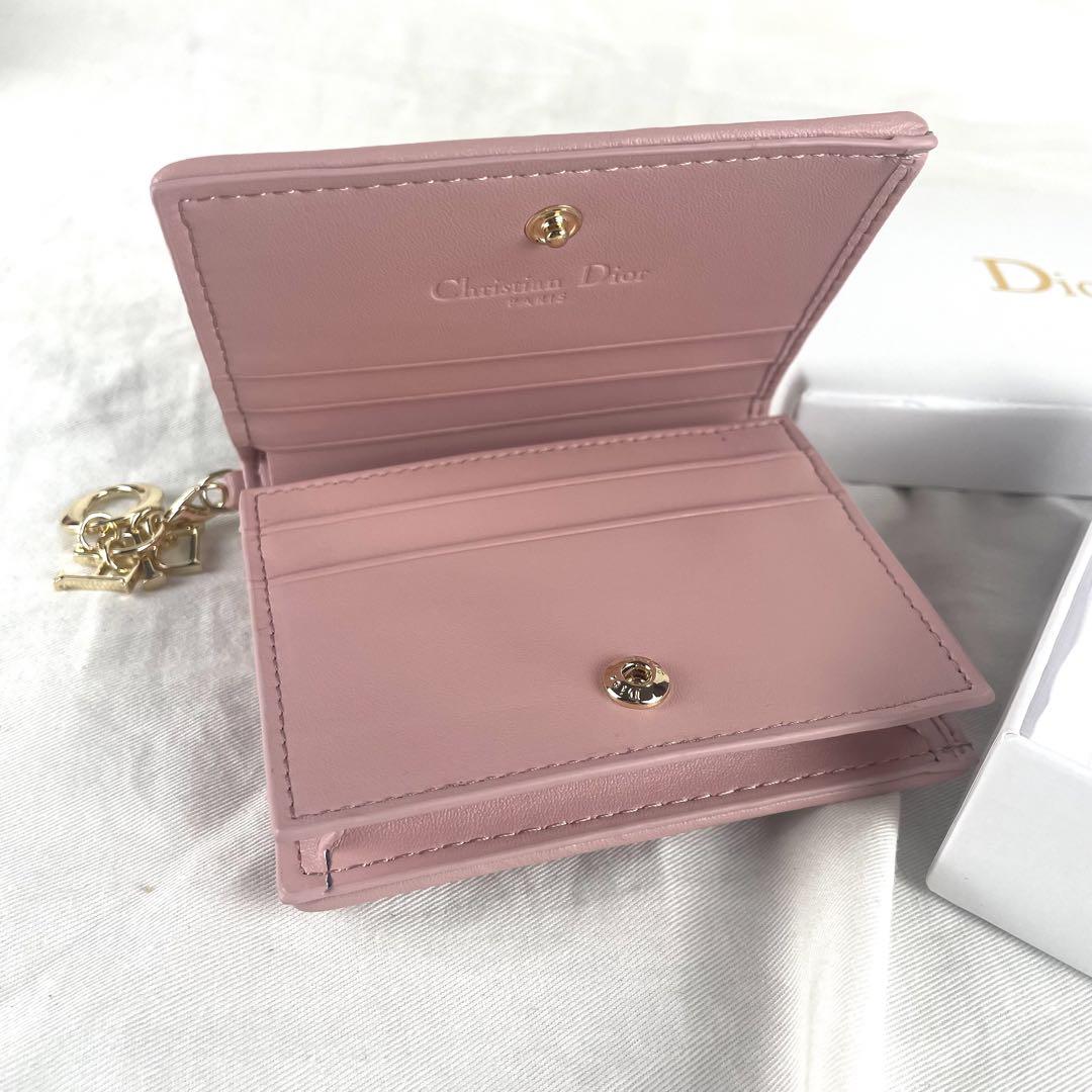 LADYDIOR 【DIOR】ロータスウォレット 二つ折り Lady Dior ロータスウォレット