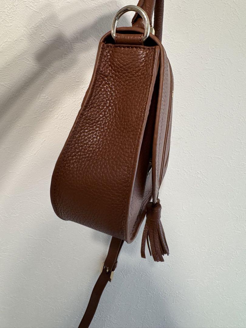DEMELLIER】新品未使用 レザーショルダーバッグ タッセル付き