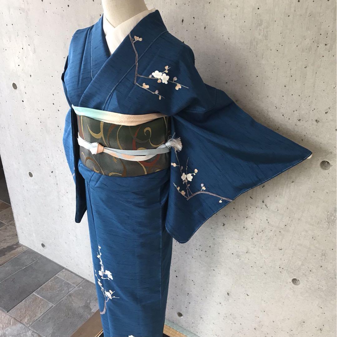 茶碗に梅柄