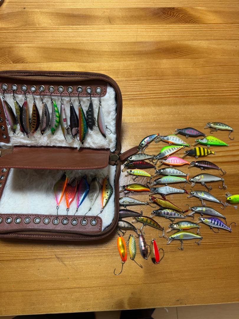 渓流ルアー アルボル カスケット レイチューン等目立った傷や汚れなし