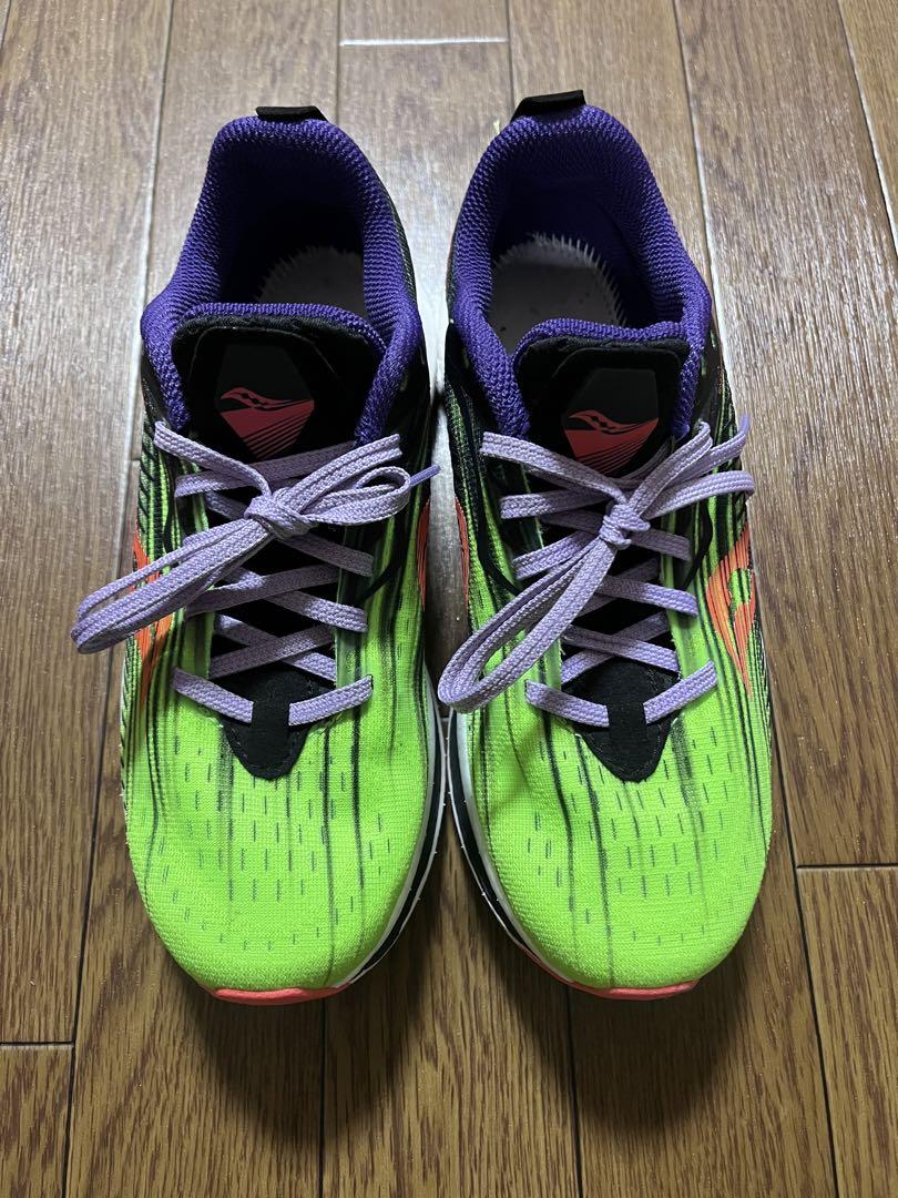 Saucony ランニングシューズ グリーン/ブラック/パープル