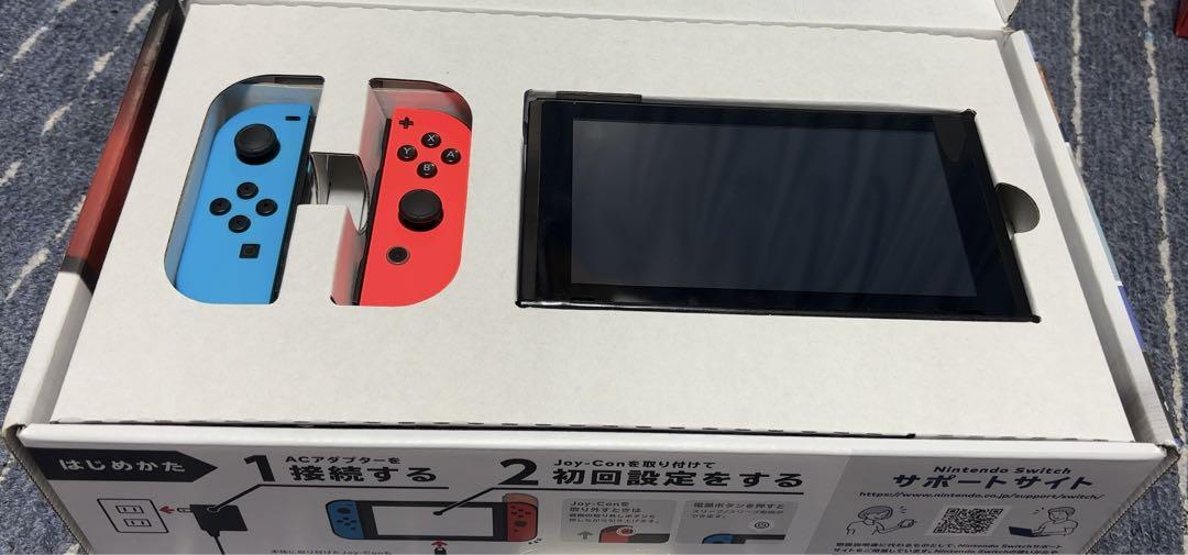 Nintendo Switch 本体　ネオンブルー、レッド【動作確認済】