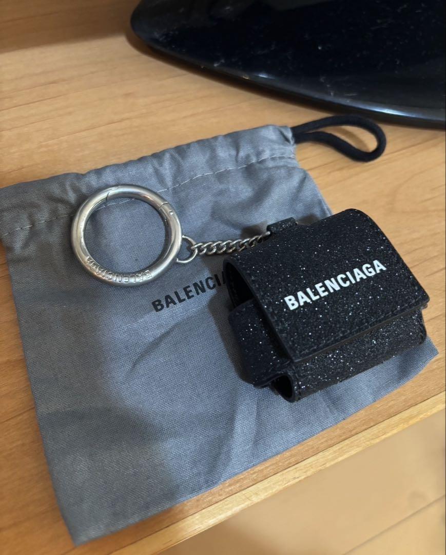 BALENCIAGA ブラック キーホルダー - メルカリ