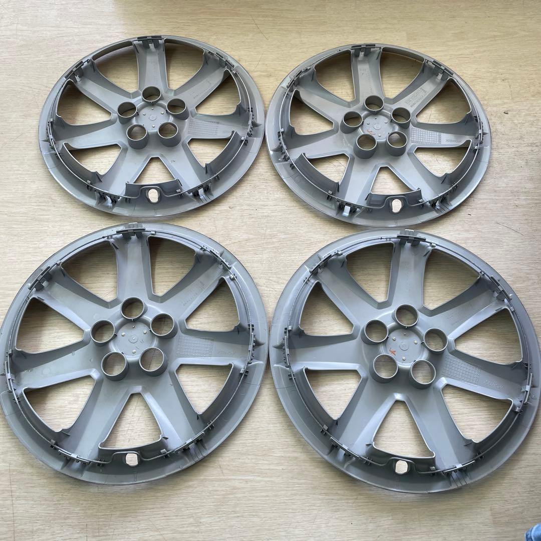 ☆ 美品 プリウス 20系 純正 ホイールキャップ 16inアルミ用 1枚 ☆b 20プリウス 純正16インチホイール・ スタッドレスタイヤ付き - メルカリ