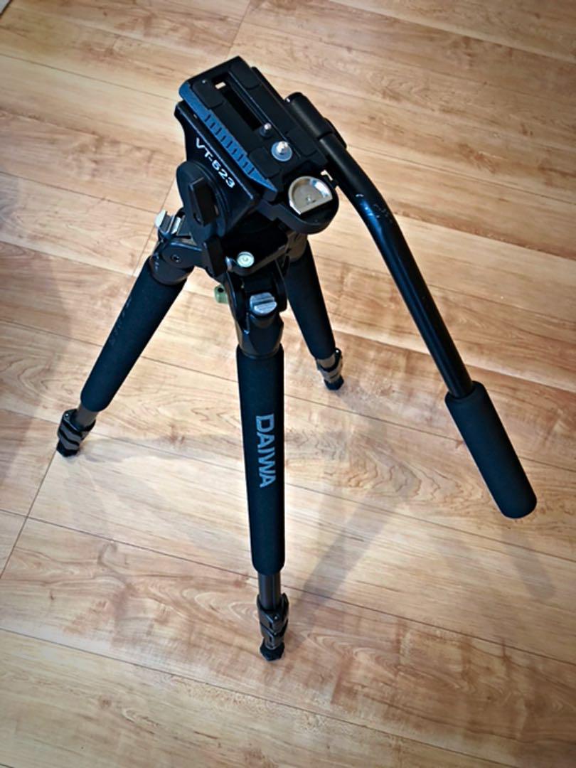 31 割引 在庫処分大特価 三脚 Daiwa ダイワ ビデオ カメラスタンド 油圧式 カメラ 安定性能 良品 ビデオカメラ 家電 スマホ カメラ Www Memoirehotelsresorts Com
