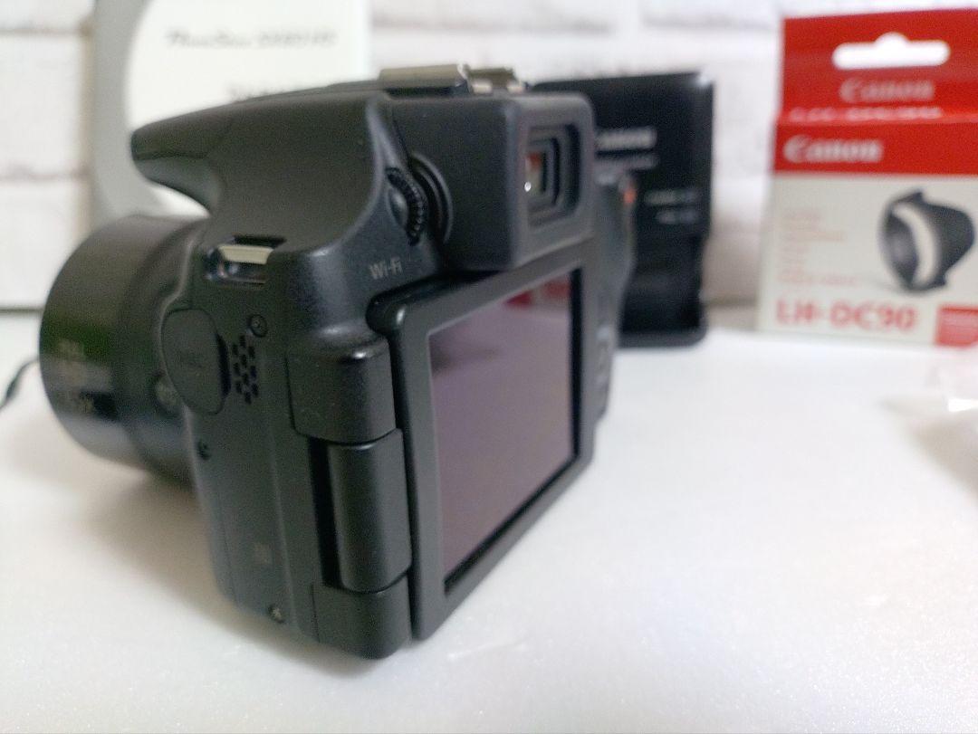 Canon PowerShot SX60 HS 本体と付属品