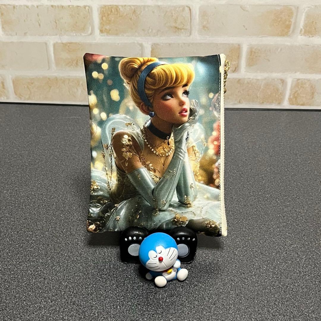 フラットポーチ