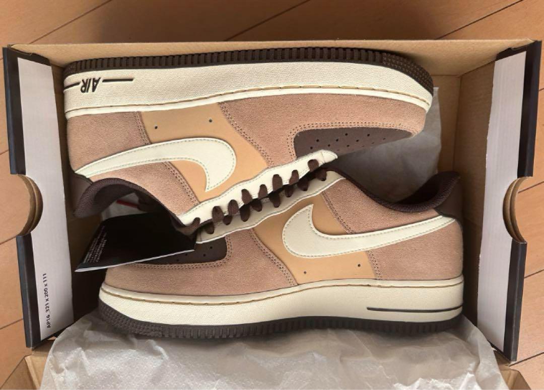 NIKE AIR FORCE 1 07 LV8 EMB   26センチ