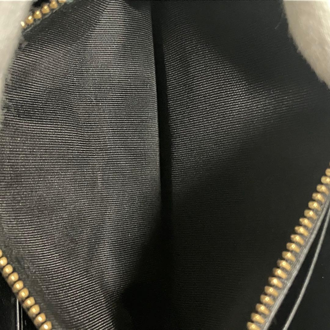 未使用Salvatore Ferragamo レザー長財布　ガンチーニ　ブラック