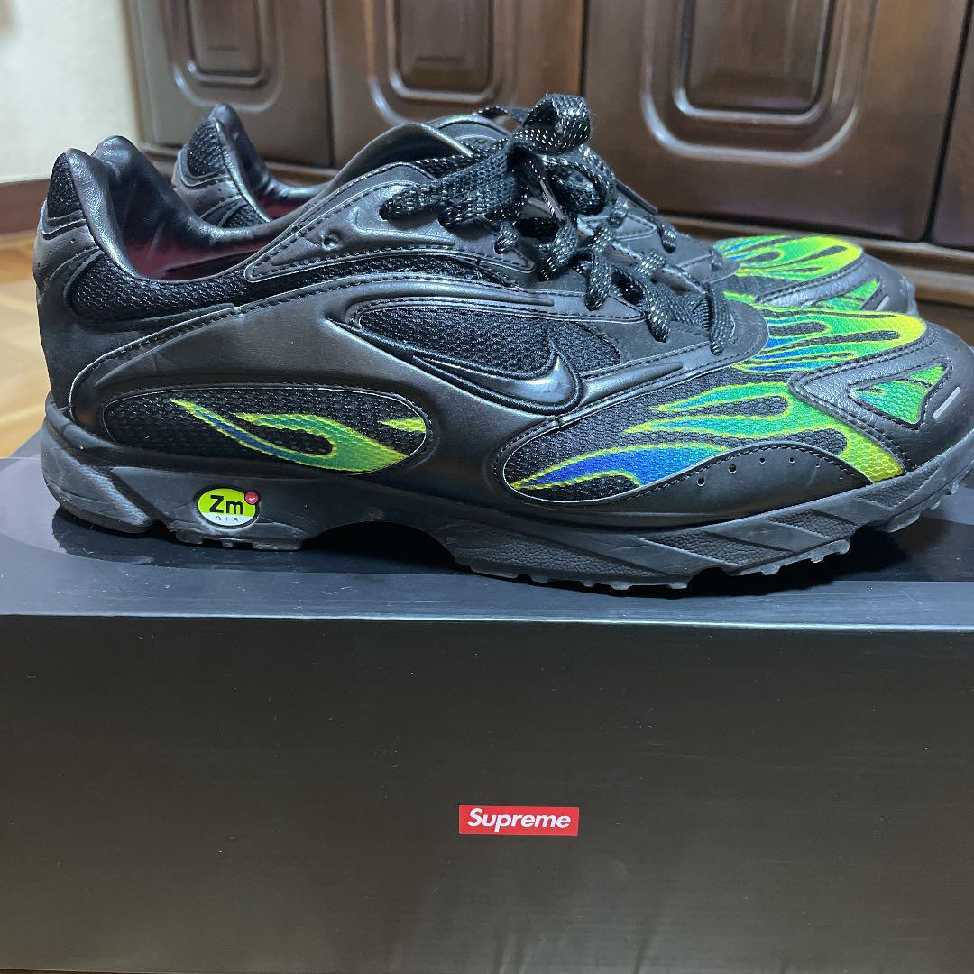 supreme×NIKE ズームスペクトラムプラス