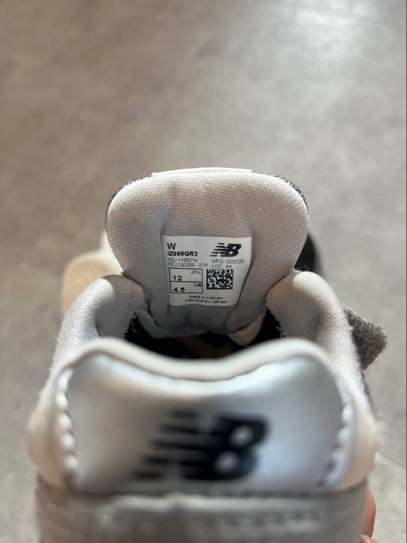 美品！アシックス ニューバランス ファーストシューズ ベビー 2足セット