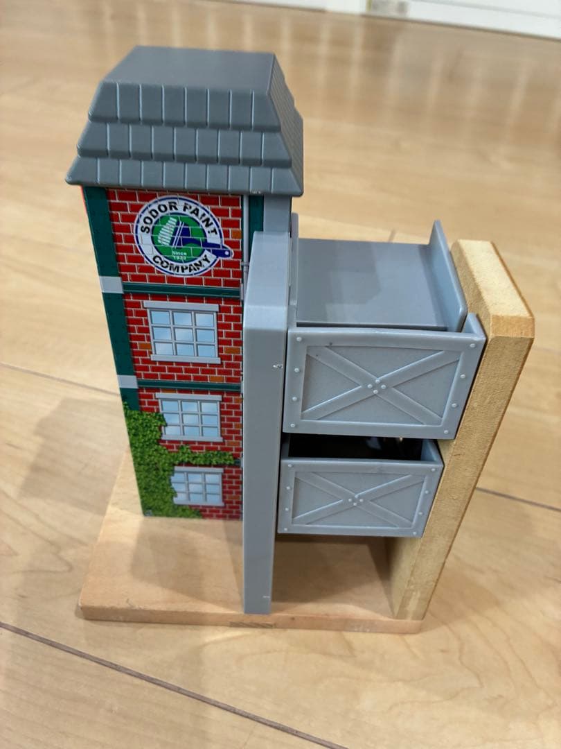 トーマス　木製　ソドー島のペンキ工場　クランキー　ラーニングカーブ