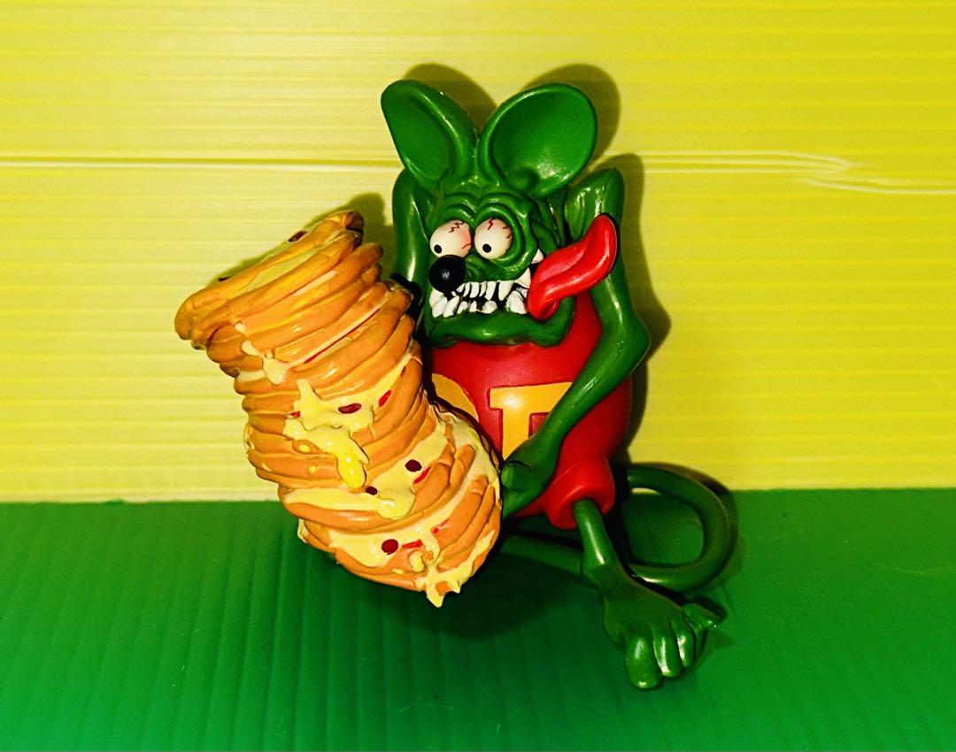 RAT FINK ピザ アクションフィギュア ラットフィンク フィギュア ピザ - メルカリ