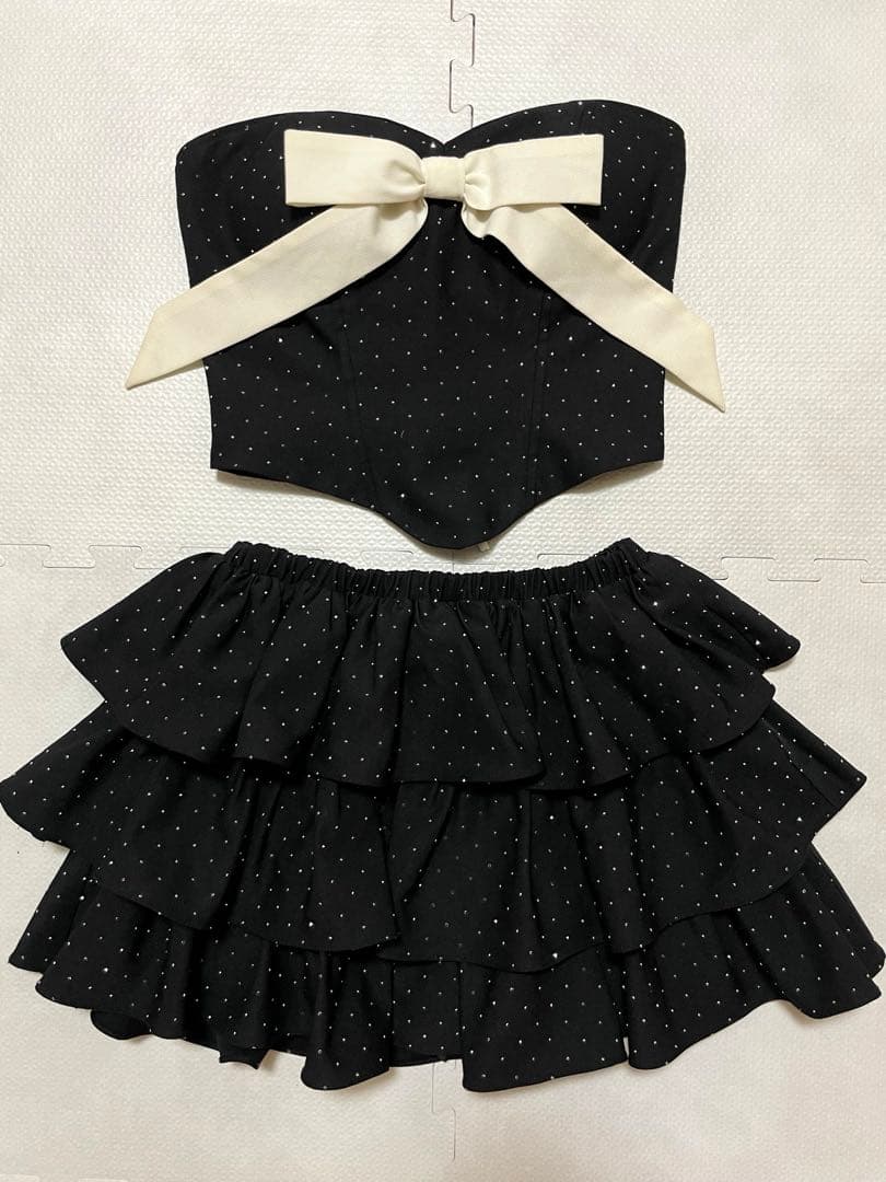 ローブドフルール Glossy キャバクラ セットアップ リボン フリル ビジュ ローブドフルール Glossy キャバクラ セットアップ リボン フリル ビジュ