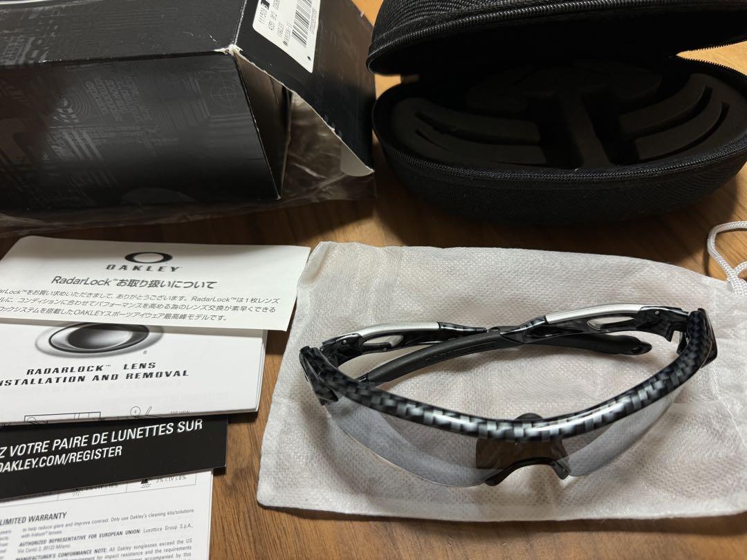 Oakley スポーツサングラス 黒/スモーク
