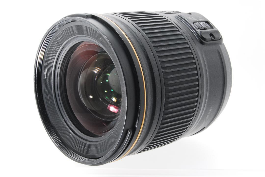 明るい単焦点レンズ Nikon